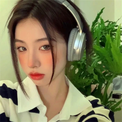 超火的2025女生全新头像