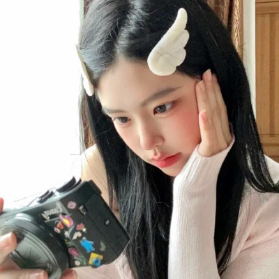 超火的2025女生全新头像