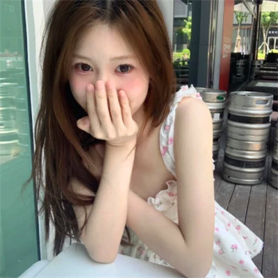超火的2025女生全新头像