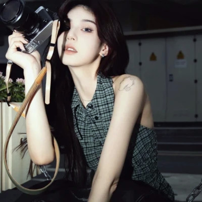 美到炸裂的2025女生全新头像