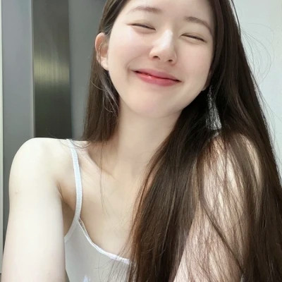 美到炸裂的2025女生全新头像