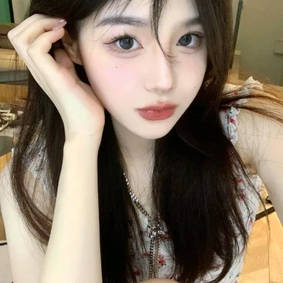 2025最新流行女生微博头像