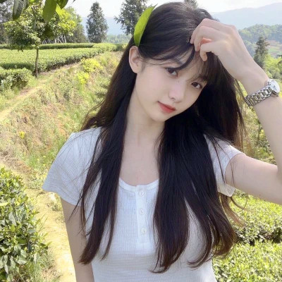 2025年女生最in的漂亮头像