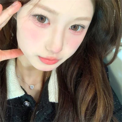 2025年女生最in的漂亮头像