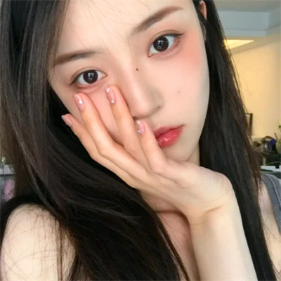 2025年女生最in的漂亮头像