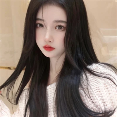 潮流感十足的2025年女生头像