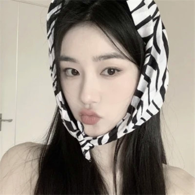 2025年时尚新潮女生头像