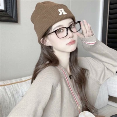 2025年时尚新潮女生头像