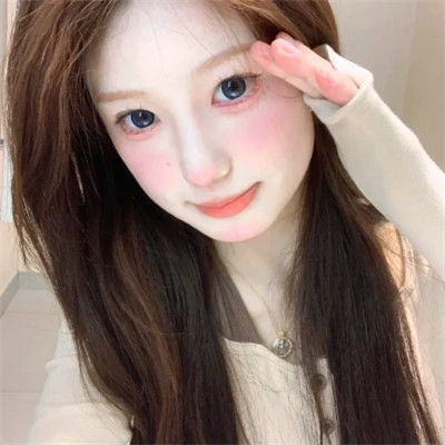 2025年时尚新潮女生头像