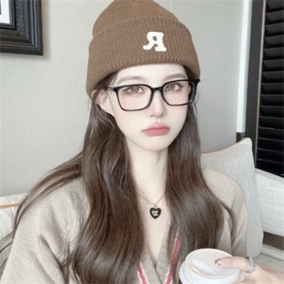 2025年时尚新潮女生头像