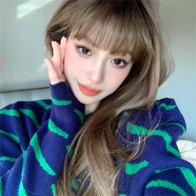2025年最有魅力的网红女生头像