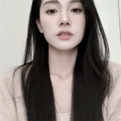 2025年最火爆的女孩头像
