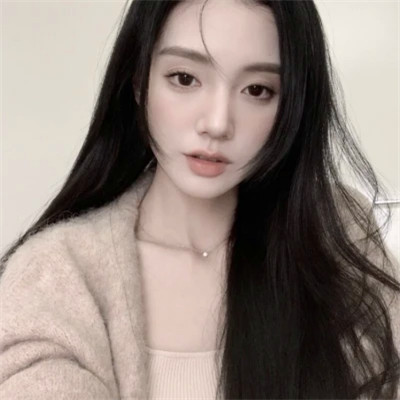 2025年最火爆的女孩头像
