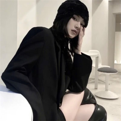 2025年最火爆的女孩头像
