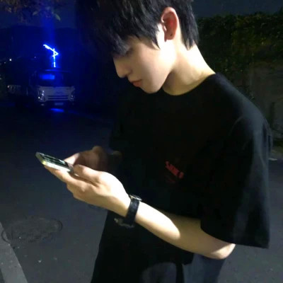 2025年最新男生头像