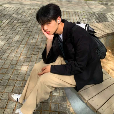 2025年最新男生头像