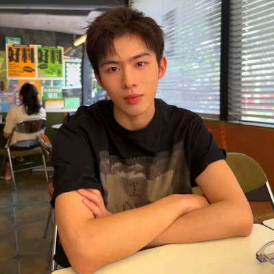 2025年最新男生头像