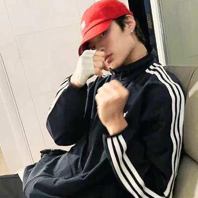 2025最具人气的男生头像