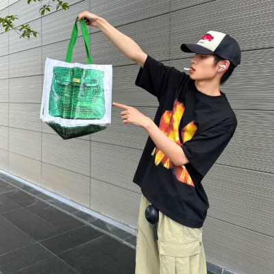 2025最具人气的男生头像