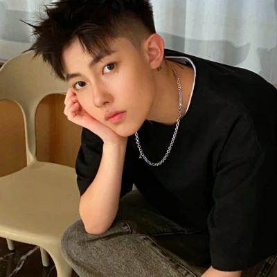 潮男必备的2025最新男头