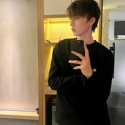 2025年最受欢迎的男生头像
