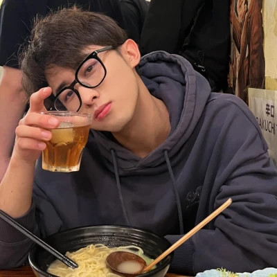 2025年最潮男生头像