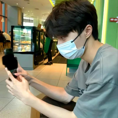 2025年必看的微信男生头像
