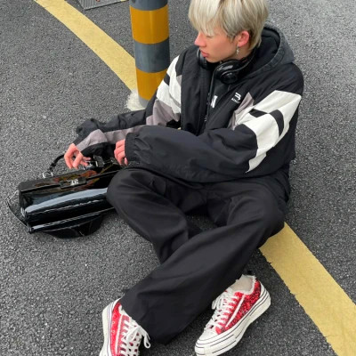 2025年最受欢迎的微信男生头像