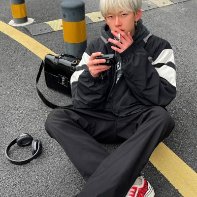 2025年最受欢迎的微信男生头像