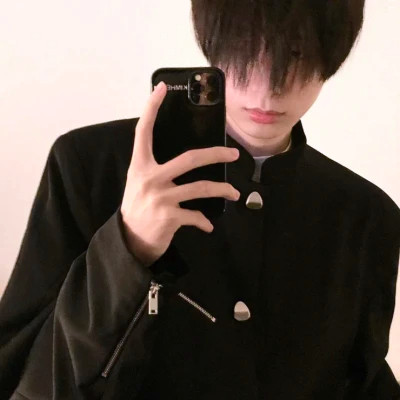 2025年最受欢迎的微信男生头像