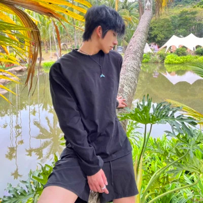 2025年最受欢迎的微信男生头像