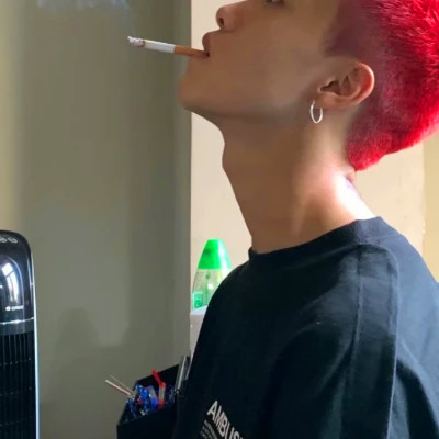 2025年最热门的男生头像