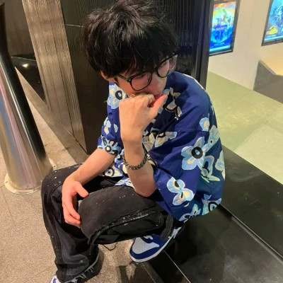 2025年最吸睛的男生头像