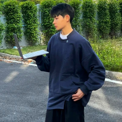 2025年最新微信男生头像