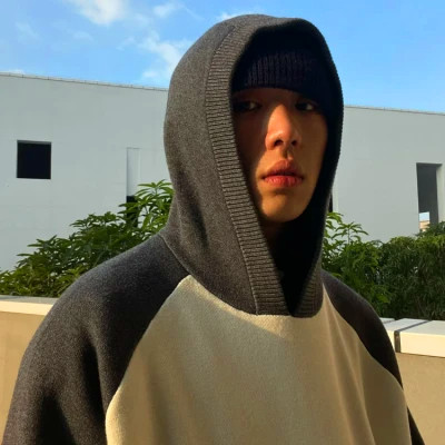 超级好看的2025微信男生头像