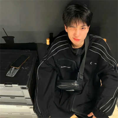 2025年男生头像最新款式