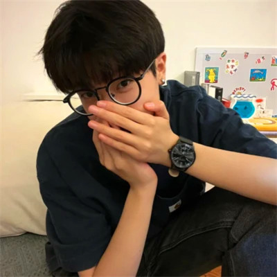 2025年最时尚男生头像