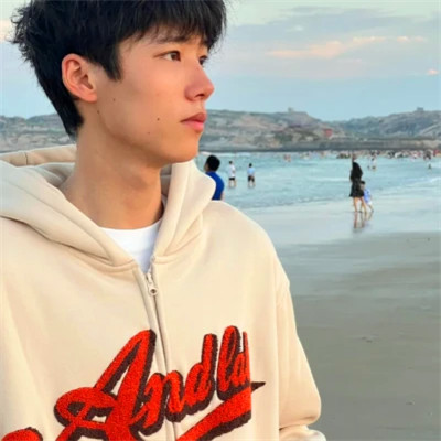 2025最新款男生个性头像图片