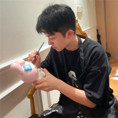 2025最新款男生个性头像图片