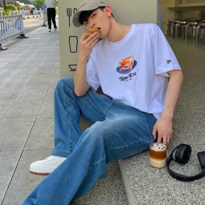 超级酷炫的2025微信男生头像
