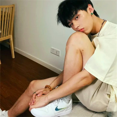 最好的帅气男生头像