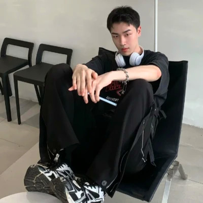 最好的帅气男生头像