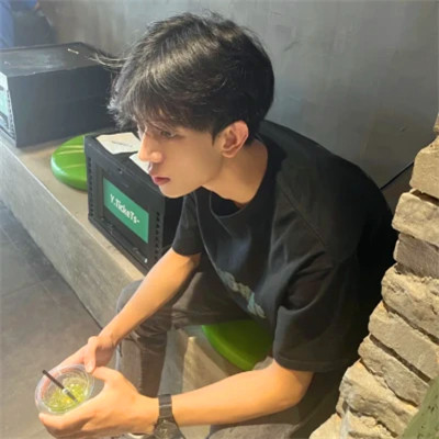 最好的帅气男生头像