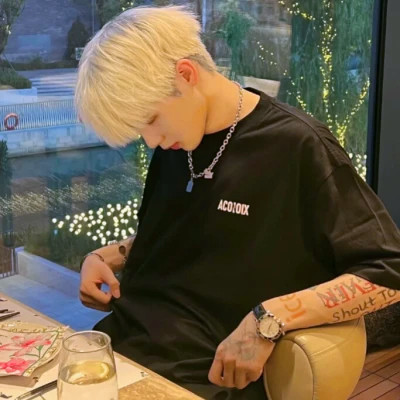 超级酷帅的男生头像