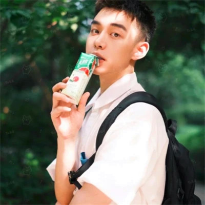 独一无二的2025男生头像