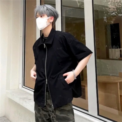 独一无二的2025男生头像