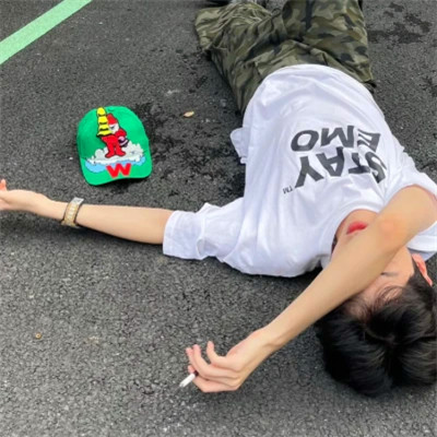2025年男生头像最新潮流