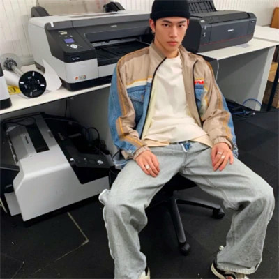 2025年最好最炫男生头像