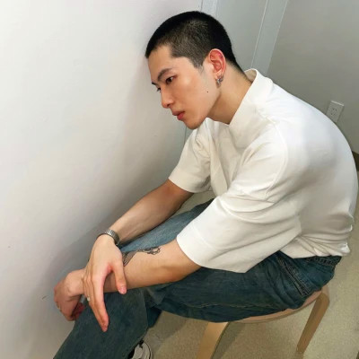 2025年最好最炫男生头像