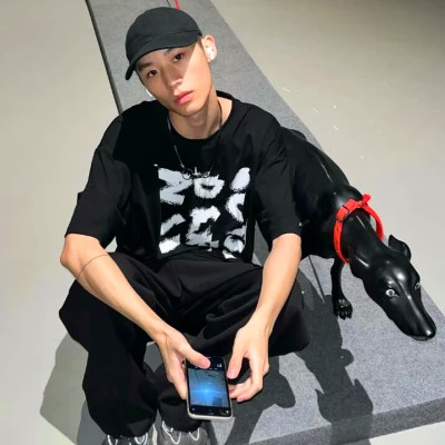 高清头像图片2025最新款男